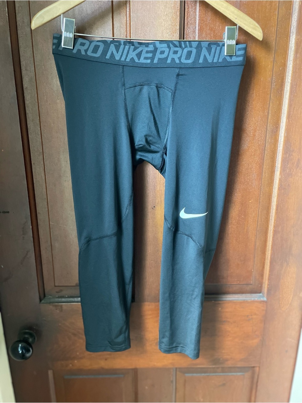 Nike dri fit men's large black athletic fitted leggings